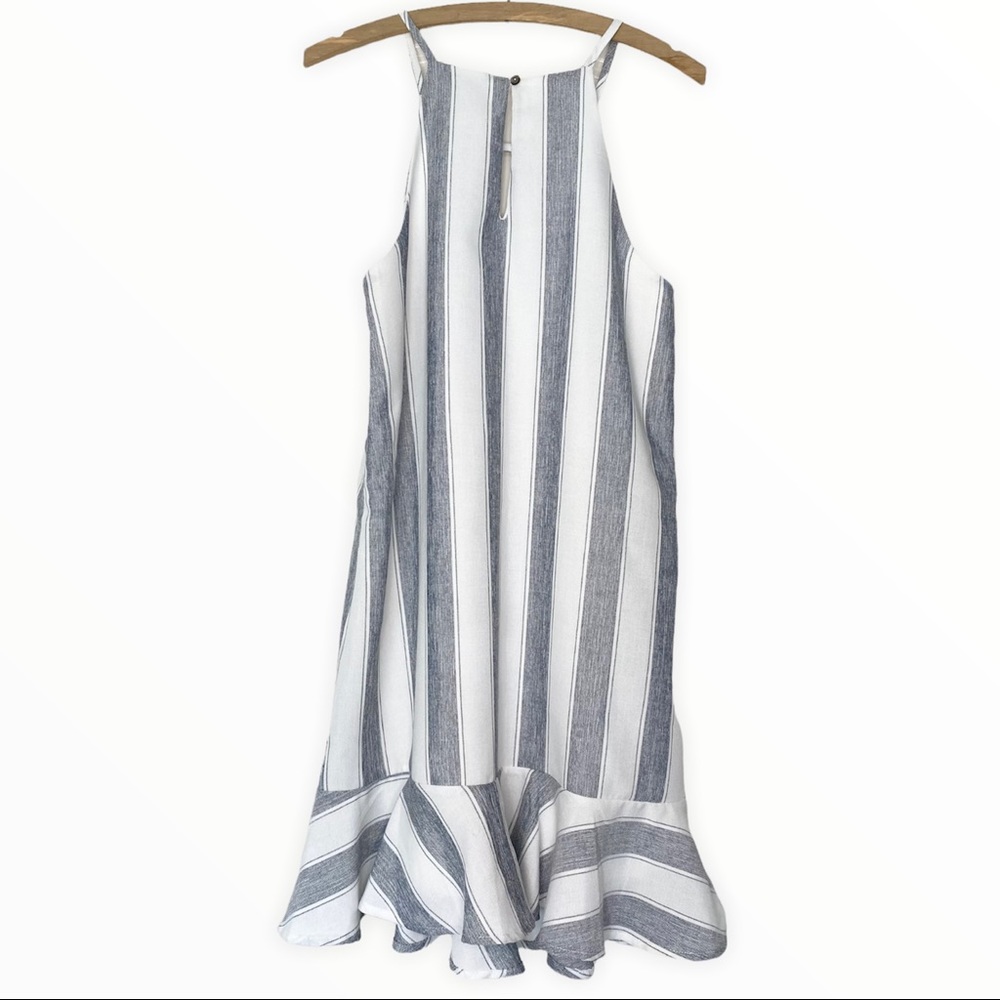 She + Sky | Striped Lined Shift Dress with Front Keyhole and Ruffle Hem | Small - Picture 2 of 7
